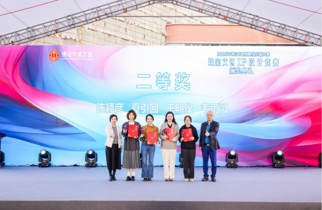 BF3AEB9570A32E4A73578250C35_2002391A_E4AFE BF3AEB9570A32E4A73578250C35_2002391A_E4AFE